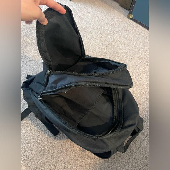 NIKE Sportswear Hayward Unisex Black Backpack - Picture 6 of 9